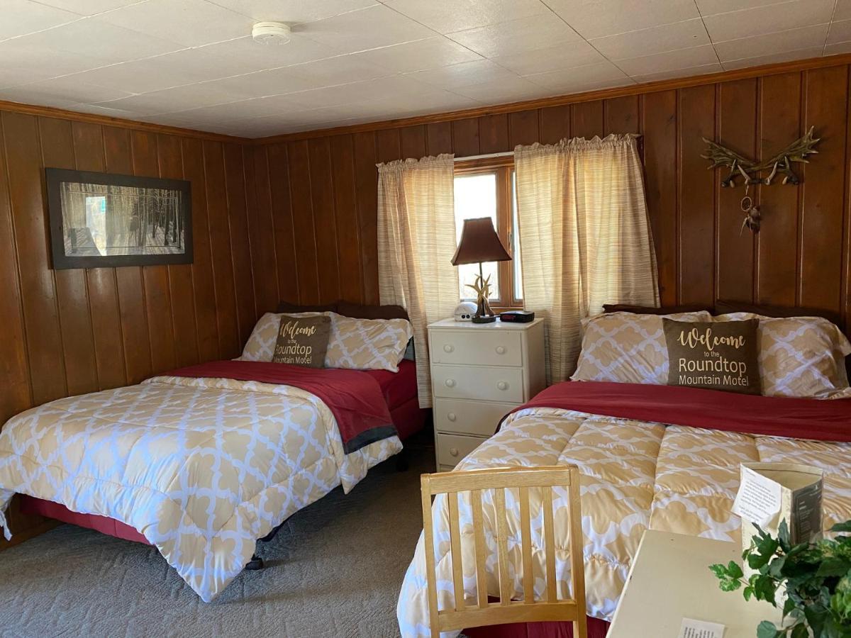 Roundtop Mountain Vista - Cabins And Motel Термополіс Екстер'єр фото