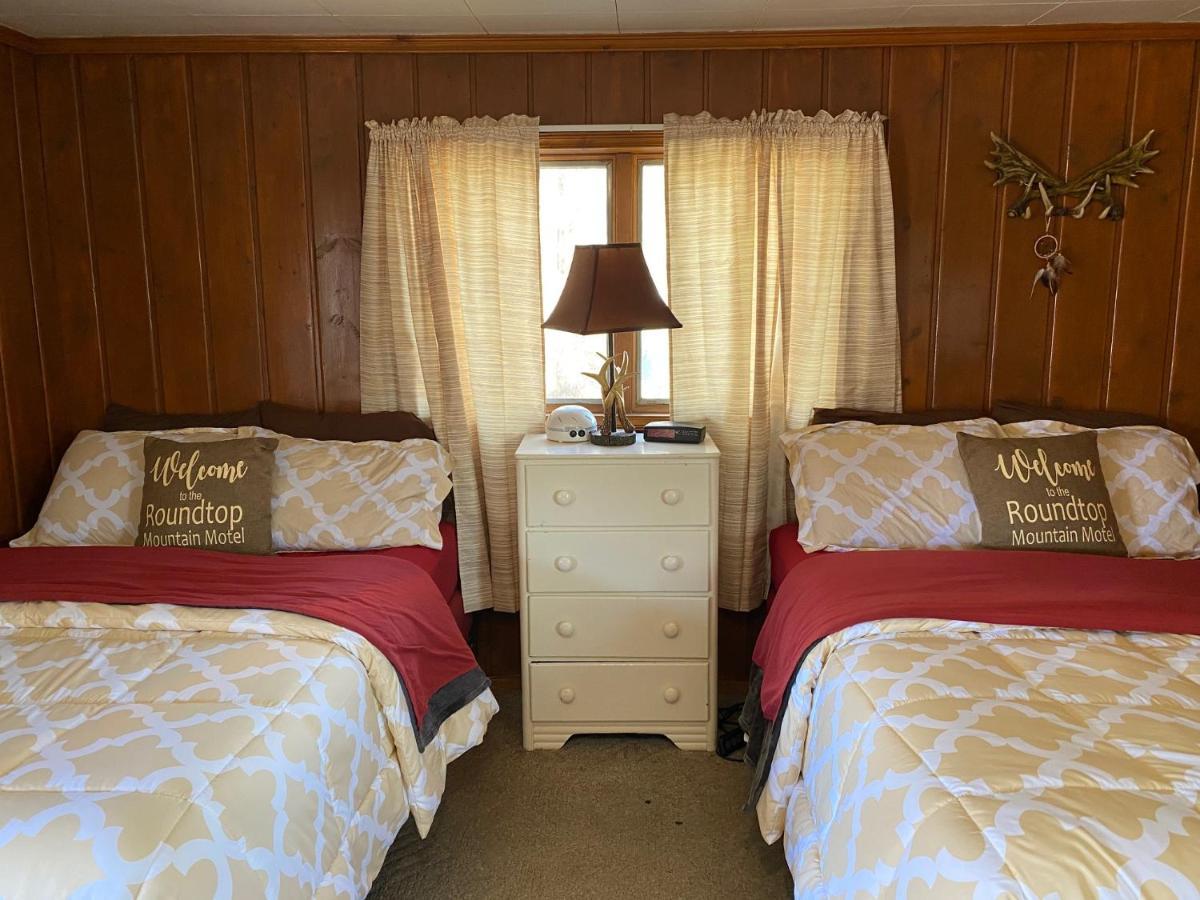 Roundtop Mountain Vista - Cabins And Motel Термополіс Екстер'єр фото